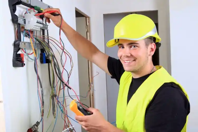 elektricien Oosterbierum